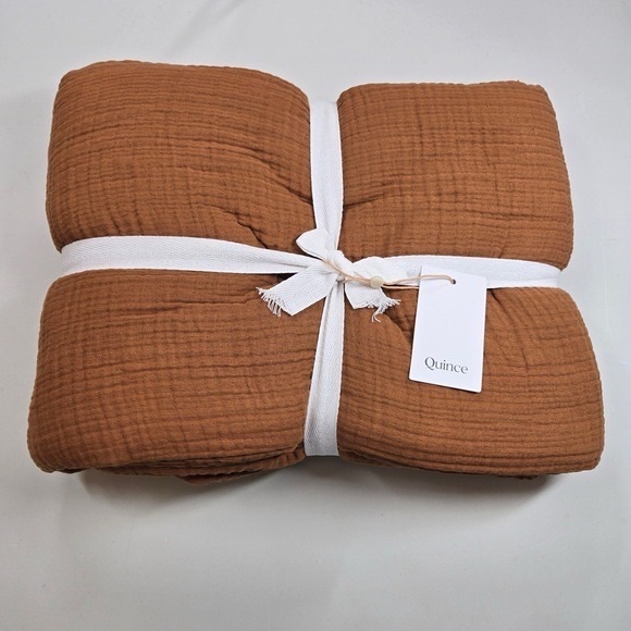NWT QUINCE Organic Airy Gauze Blanket King Cal King Terracotta 9838 - Picture 6 of 6